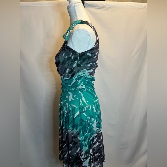 ⭐️ NINE WEST ~ Green & Gray One Shoulder Party Cocktail Dress- size 2 - Picture 9 of 12